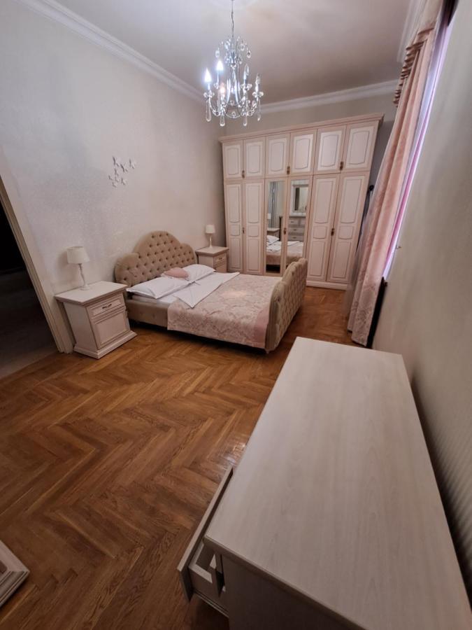 Am Apartments 3 Jerevan Buitenkant foto